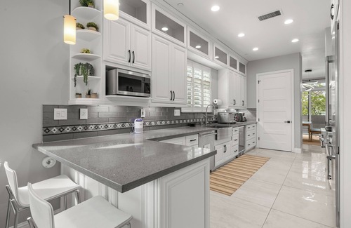 Central Sacramento Casa | Central Sacramento Gem 3BR Walk to Everything!