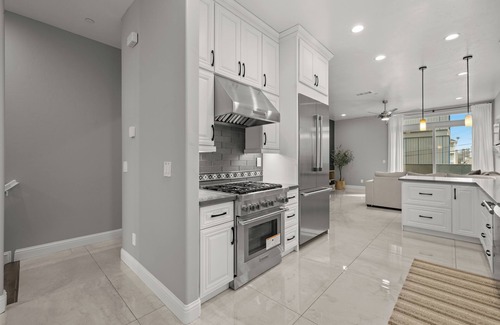 Central Sacramento Casa | Central Sacramento Gem 3BR Walk to Everything!