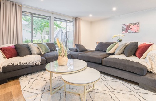 Rouse Hill Casa | Spacious 4BR Quiet surroundings Rousehill