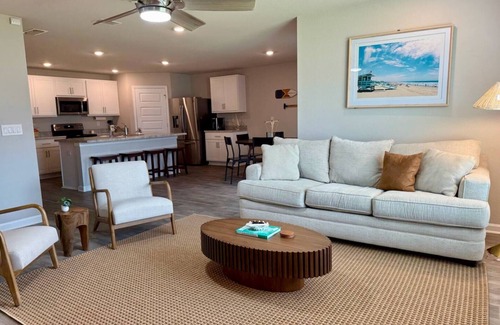 Foley Casa | Spacious 4BR Retreat Near Gulf Shores & OWA – Perfect for Families & Groups!