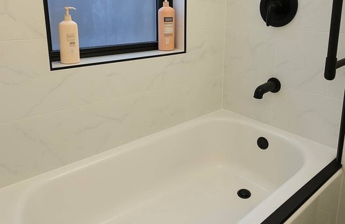 Rogers Park Apartamento | Spacious 4BR Retreat