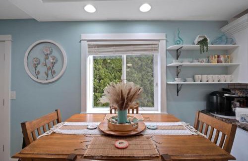 McMinnville Casa | Spacious 4BR retreat in the heart of wine country