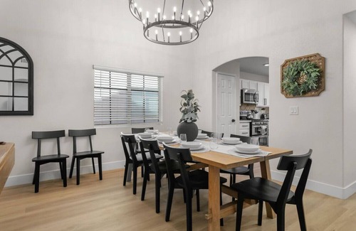 North Las Vegas Casa | Spacious 5 BD Home w/Theater, Billiard, and More!