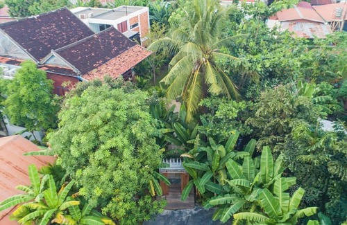 Siem Reap Casa | Spacious 5-bedroom haven offers the perfect blend of comfort and tranquility