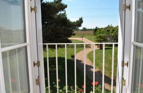Azay-sur-Cher Cabaña | Amplio gîte en Touraine con jardín, terraza y mobiliario antiguo, ideal para el descanso o el turismo
