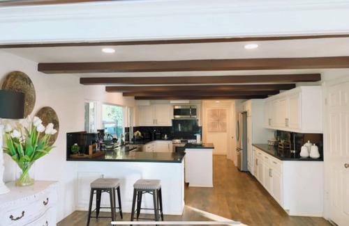 Callender Casa | Spacious 5-bedroom house with a peaceful view in Arroyo Grande
