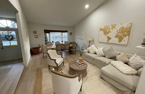 Harbor View Casa | Spacious 5-bedroom house with AC, neighborhood pool, in fabulous Newport Beach