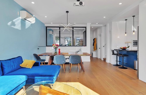 Bernal Heights Casa | Spacious 5-bedroom house - AC, Wifi, Sauna, Sundeck, Garden, Home Cinema…