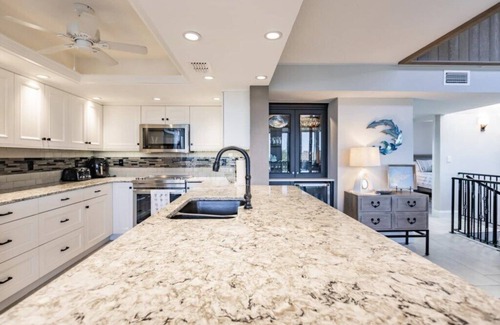 Sanibel Condominio | Spacious 5-Bedroom Beachfront Condo with Stunning Gulf Views – Shorewood
