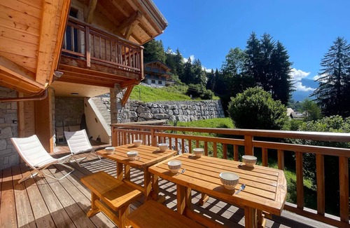Verchaix Chalet De Esquí | Gran chalet de 5 habitaciones, tranquilo, cerca de tiendas, futbolín, raclette y fondue
