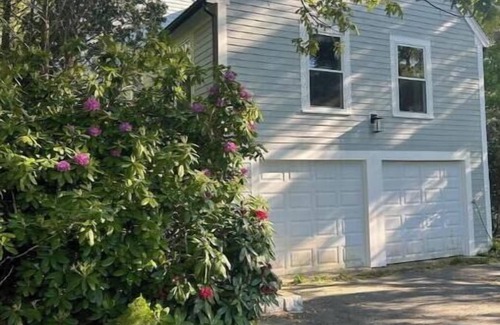 Cummaquid Casa | Spacious 5-bedroom house with WiFi and AC in marvelous Barnstable