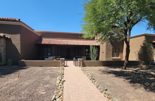 Desert View Village Casa | Spacious 5-bedroom house with AC, fitness room in charming Cave Creek