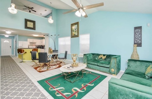 Clodine Casa | Spacious 5-bedroom house in charming Sugar Land