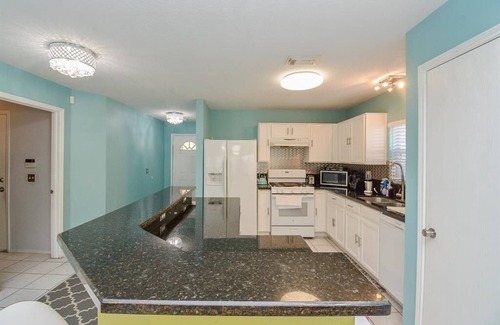 Clodine Casa | Spacious 5-bedroom house in charming Sugar Land