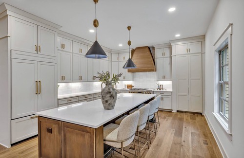 Forest Hills Casa | Spacious 5-bedroom house in lovely Nashville with AC, WiFi