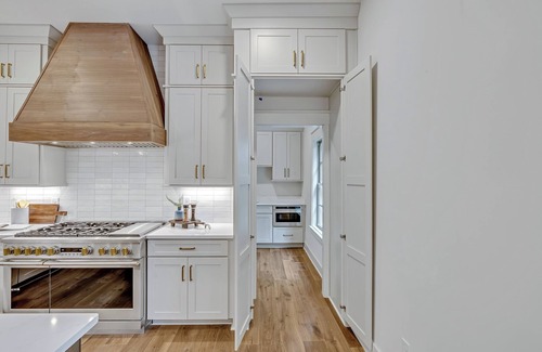 Forest Hills Casa | Spacious 5-bedroom house in lovely Nashville with AC, WiFi