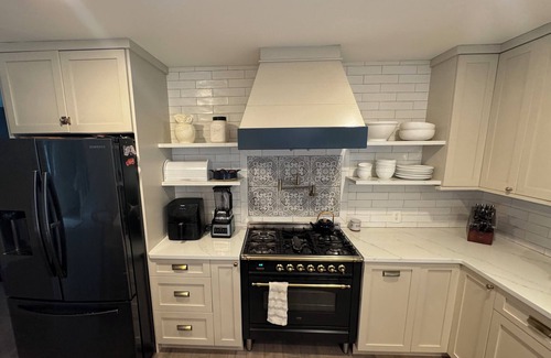 Lower Township Casa | Spacious 5-bedroom home with state of the art kitchen in charming Cape May