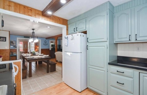 Laconia Casa | Spacious 5-bedroom home just steps from outdoor adventures!