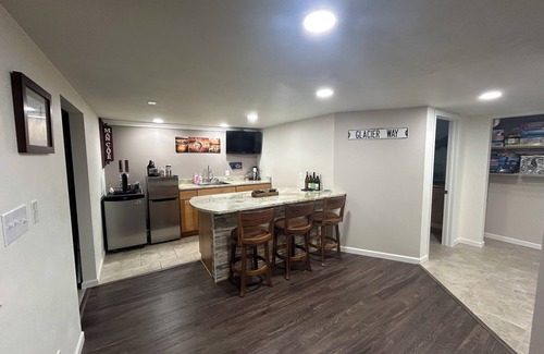 Anaconda Casa | Spacious 5-bedroom house in beautiful Anaconda with Salt water Hot Tub