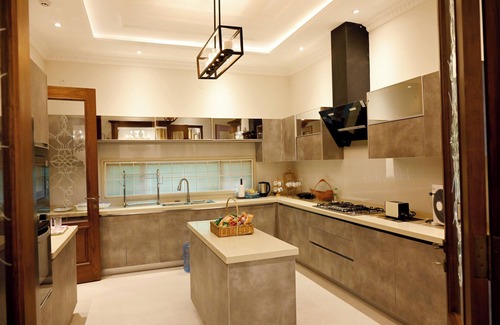 Lahore Casa | Spacious 5-bedroom house with WiFi, AC in charming Lahore