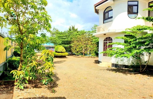 Arusha Casa | Spacious 5-bedroom House with free WiFi in Njiro, Arusha