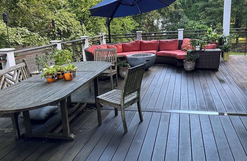 Waban Casa | Spacious 5-bedroom house with theatre and gym