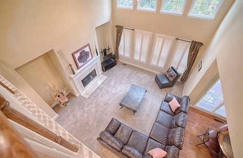 Church Street Casa | Spacious 5-Bedroom Retreat with AC in Vibrant Atlanta