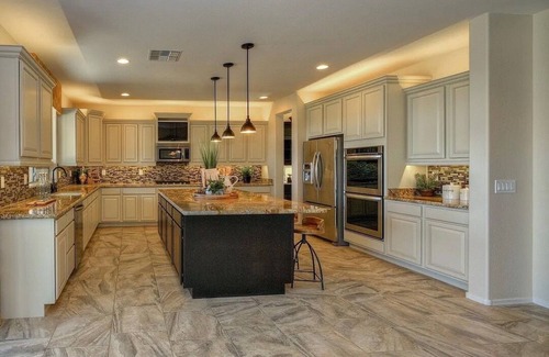 Queen Creek Casa | Spacious 5-bedroom house in fabulous Queen Creek with WiFi, AC