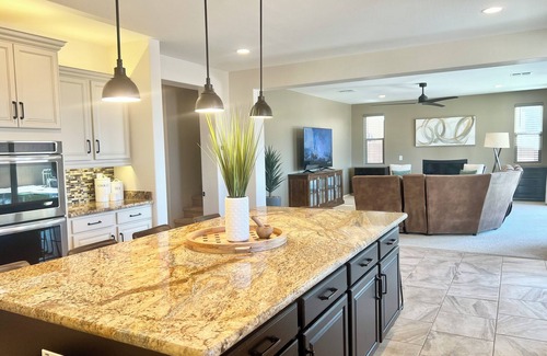 Queen Creek Casa | Spacious 5-bedroom house in fabulous Queen Creek with WiFi, AC