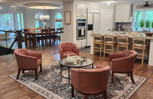 Royal Pines Casa | Spacious 5-bedroom house in South Asheville/Arden 4500sqft of fun, sleeps 10+