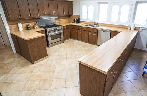 Paterson Villa | Spaceious 5-Bedroom Villa with outdoor heated pool
