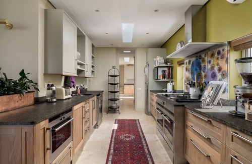 Stellenbosch Casa | Spacious 5-bedroom house on world class security golf estate in Stellenbosch