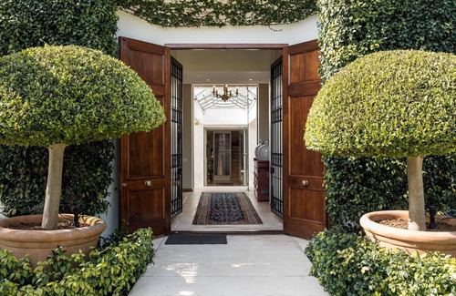 Stellenbosch Casa | Spacious 5-bedroom house on world class security golf estate in Stellenbosch