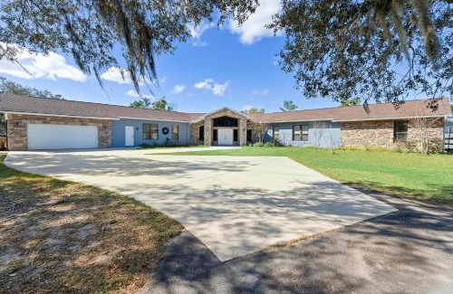St. Cloud Casa | Spacious 5-Bedrooms Contemporary Ranch with fitness room, Wifi, pool table