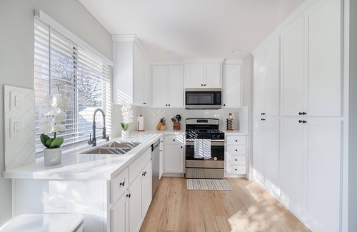 Sacramento Casa | Spacious 5 bedrooms 3 bath