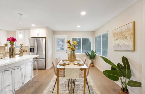 Crest Casa | Spacious 5BR Retreat-Sleeps 10+
