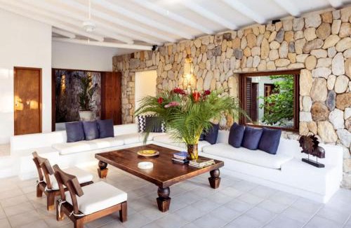Anapoima Apartamento | Spacious 5BR Villa at Mesa de Yeguas