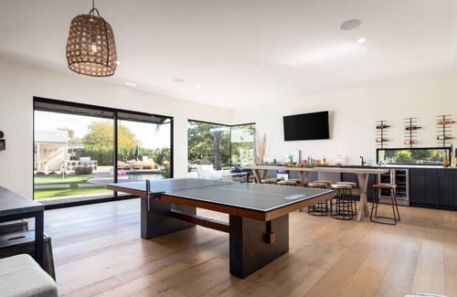 Shea North Estates Casa | Spacious 6-bdrm Resort home in Scottsdale , Sleeps 16+ fitness room, Pickleball