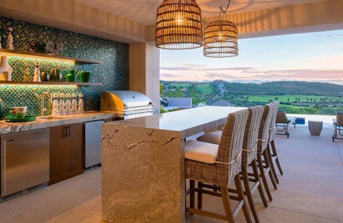 San Jose del Cabo Casa | Spacious 6 bedroom private home with gorgeous ocean views!