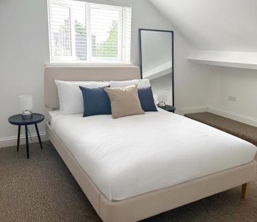 Oxford Casa | Spacious 6-Bed Home With 4 Parking Spaces