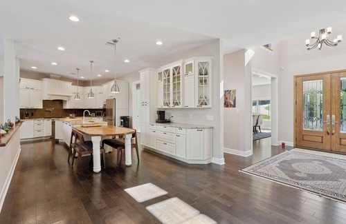 Newtown Square Casa | Spacious 6-bedroom in lovely Newtown Sq 2 miles from Aronimink Golf Club
