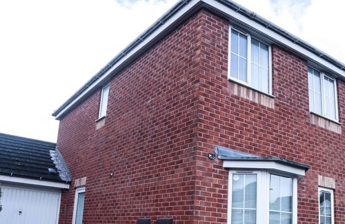 Stonnall Casa | Spacious 6 Bedroom House Near City Centre