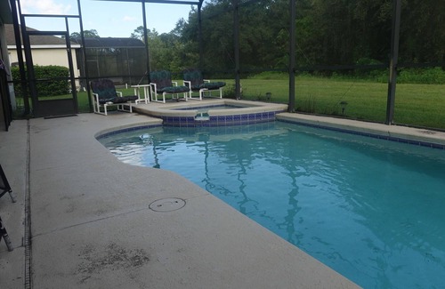 Trafalgar Village Casa | Spacious 6-bedroom house with private pool
