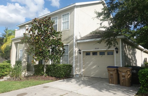 Trafalgar Village Casa | Spacious 6-bedroom house with private pool