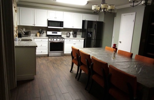 Lancaster Casa | Spacious 6-bedroom house in fabulous Lancaster