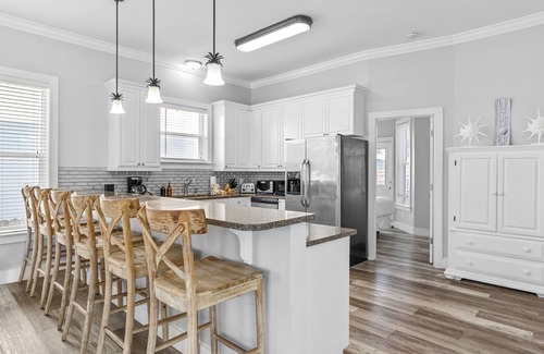 Crystal Beach Casa | Spacious 6-Bedroom Home in Fabulous Destin – Heated Pool, Game Room & More!