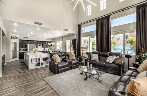 East Mesa Casa | Spacious 6-bedroom Tropical Paradise with Activites Galore!