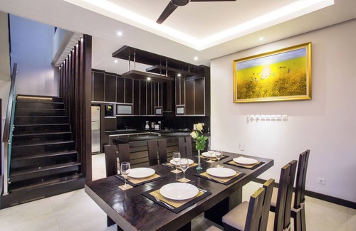 Taman Griya Villa | La suite de la piscina de Amarta