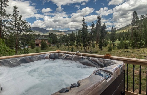 Keystone Casa | Spacious 6 Bedroom with hot tub on Keystone Ranch Golf Course