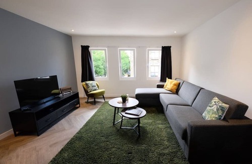 Eindhoven City Center Apartamento | Spacious 65m² Apartment (R-65-B)